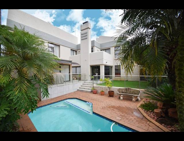 4 BEDROOM HOUSE FOR SALE IN LINKSFIELD